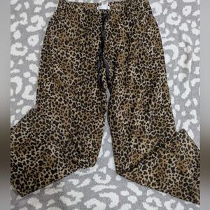 🦋5/25$ Midnight by Carole Hochman Leopard Print Lounge Pants - Tan/Black